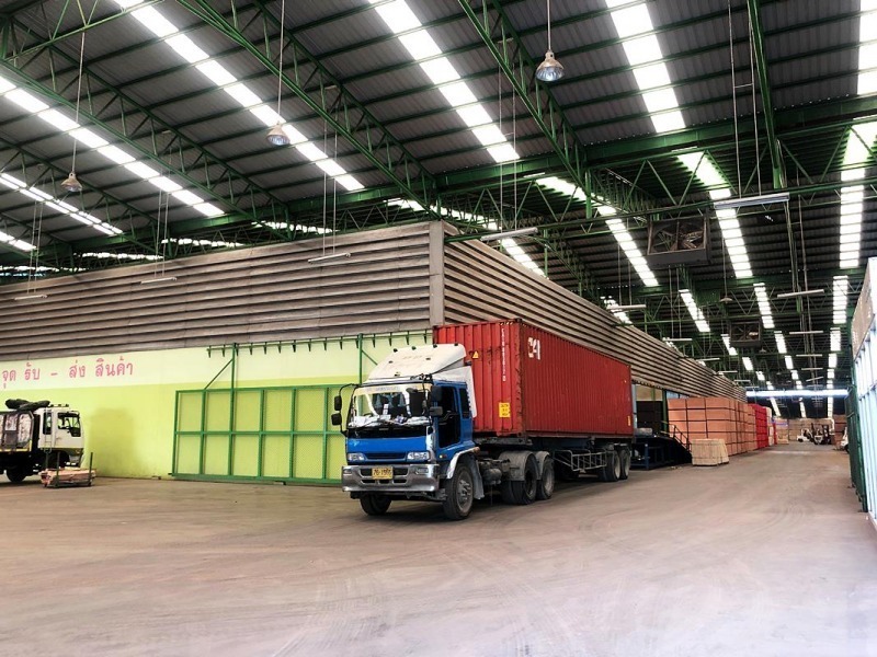 บริษัทผู้นำเข้าไม้อัด